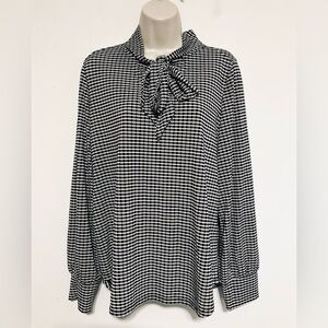 Adrianna Papell L career pullover top.